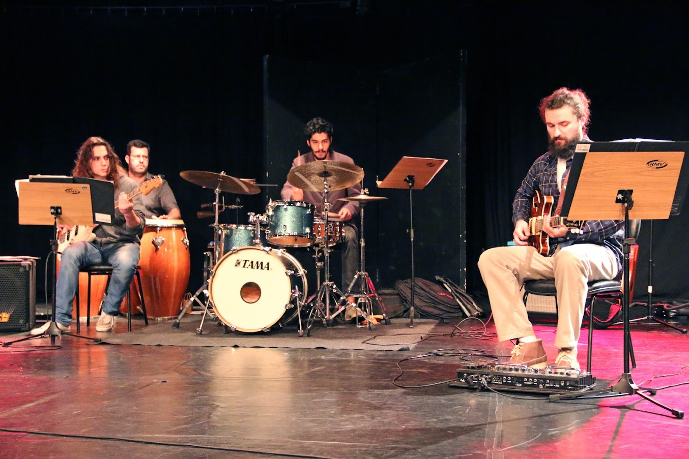 Cena de espetáculo — iluminação